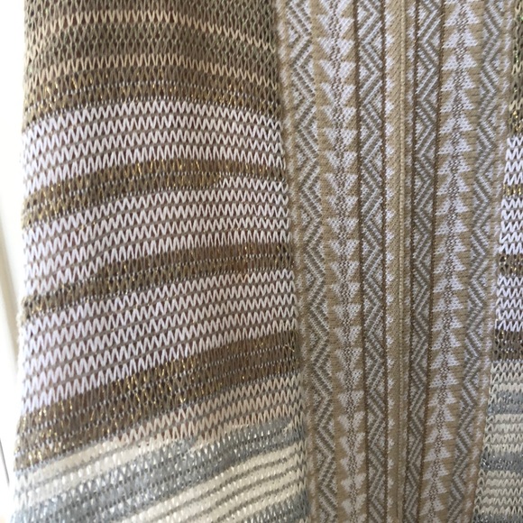 Beautiful full length skirt. - Picture 3 of 3